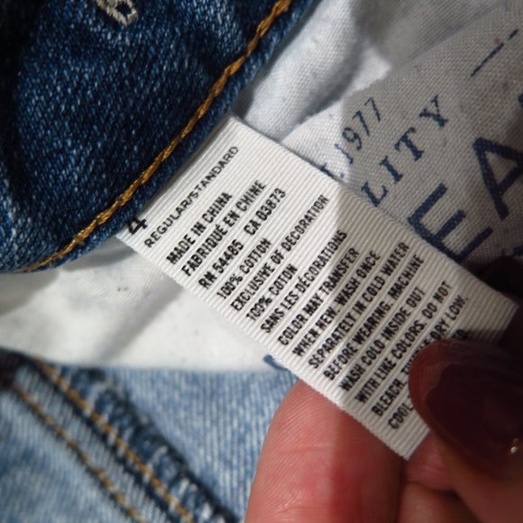 American Eagle Outfitters Distressed Boy Crop Jeans - Picture 9 of 11